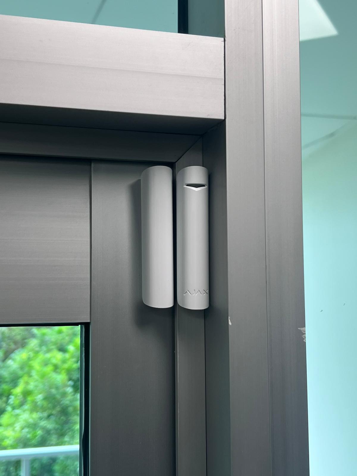AJAX DoorProtect wireless door and window sensor