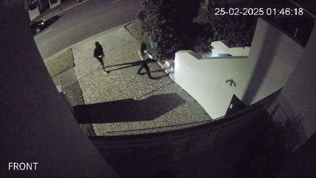 Thieves caught on camera
